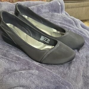 Elegant Black Women's Shoes